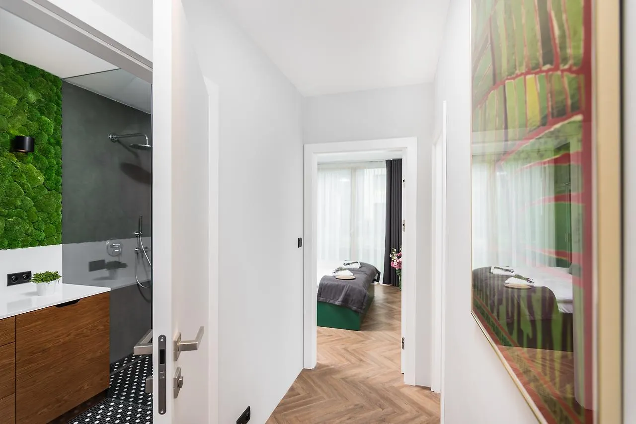 Moss Apartment Cracóvia 0*,